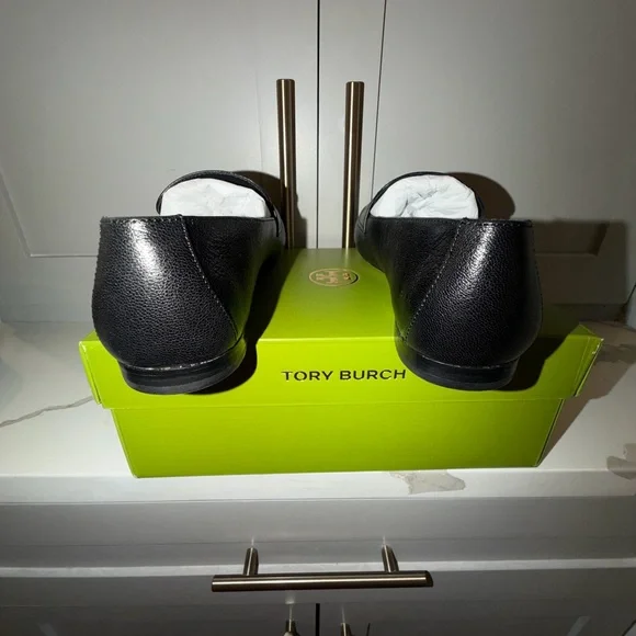 Tory Burch Women's Black Leather Loafers - Picture 5 of 8